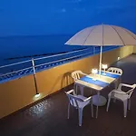La Terrazza Sul Mare *