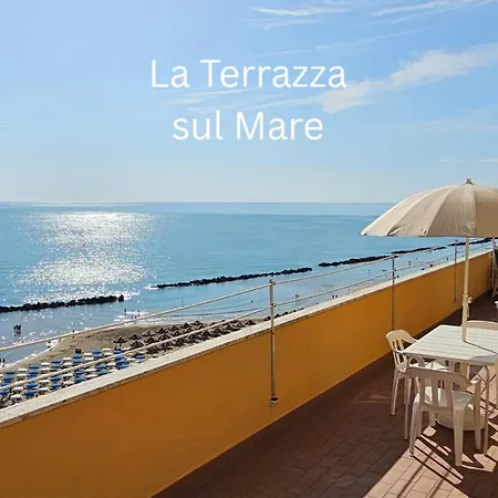 La Terrazza Sul Mare アパート Montesilvano Marina