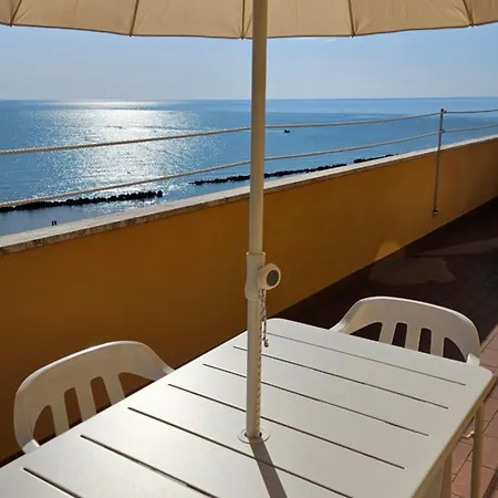 La Terrazza Sul Mare *