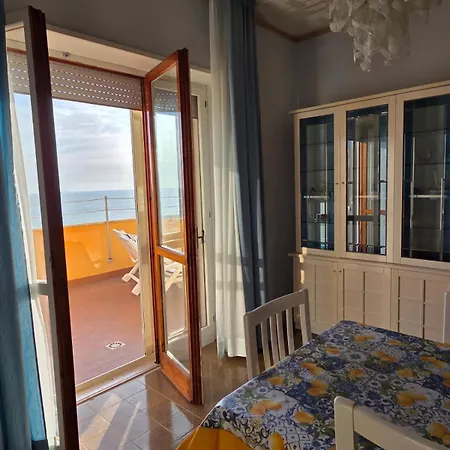 La Terrazza Sul Mare *